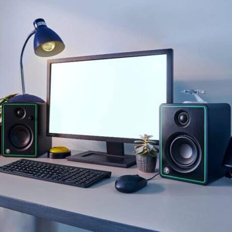 We have tested the Mackie CR3 studio monitor!