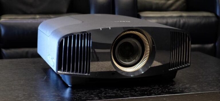 Sony VPL-VW 570ES 4K 3D Home Cinema Projector Review