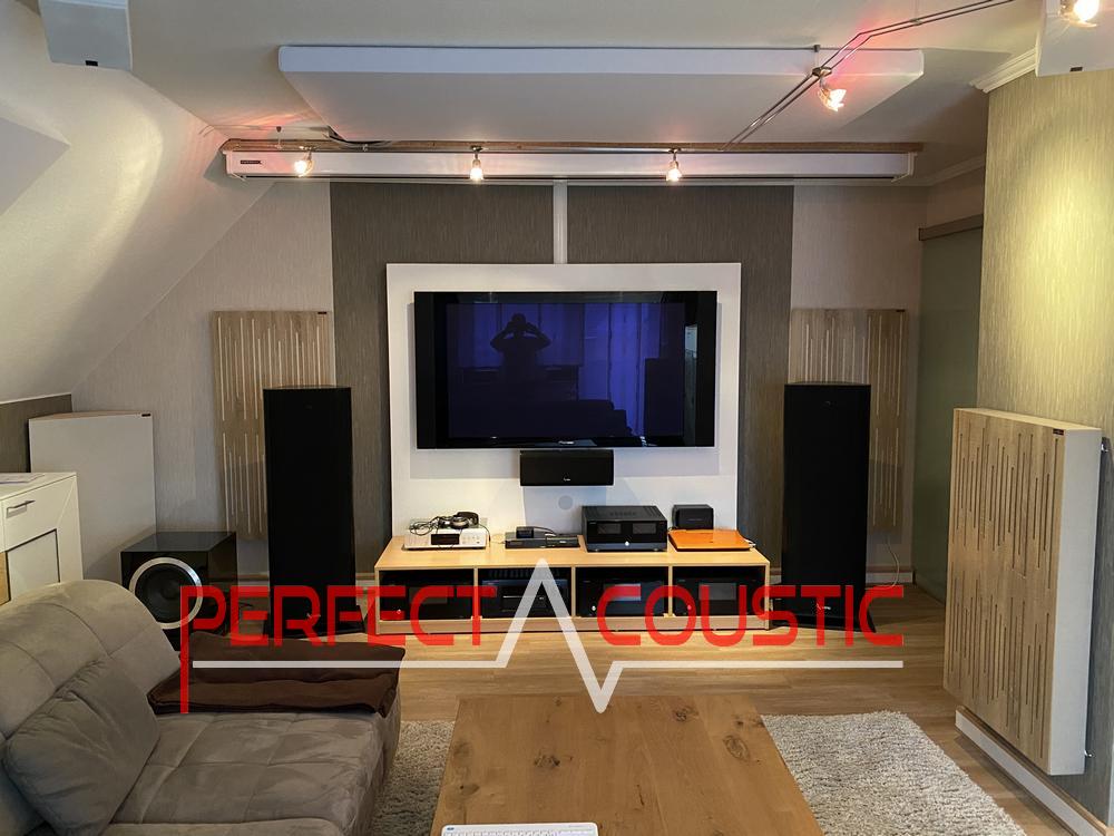 acoustic-panels-placed-in-a-cinema-room