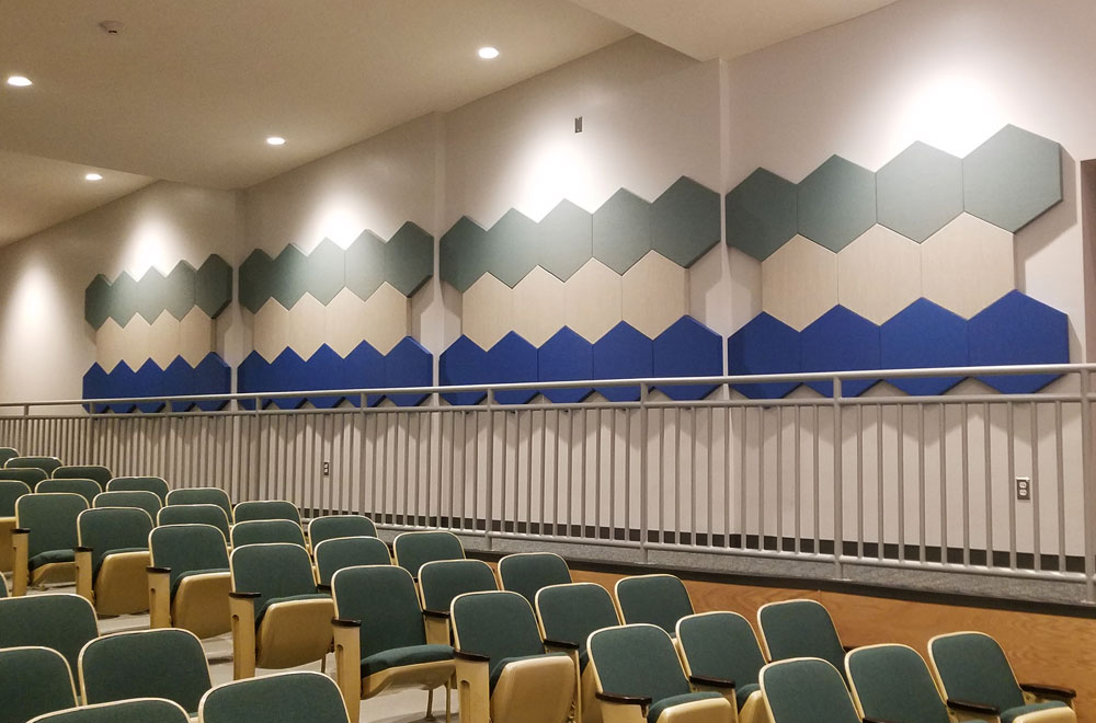 hexagonal panels in a lecture hall