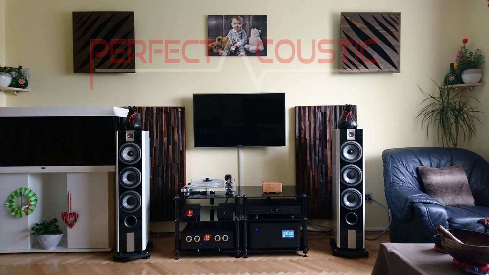 use of acoustic diffusers behind the speakers (3)